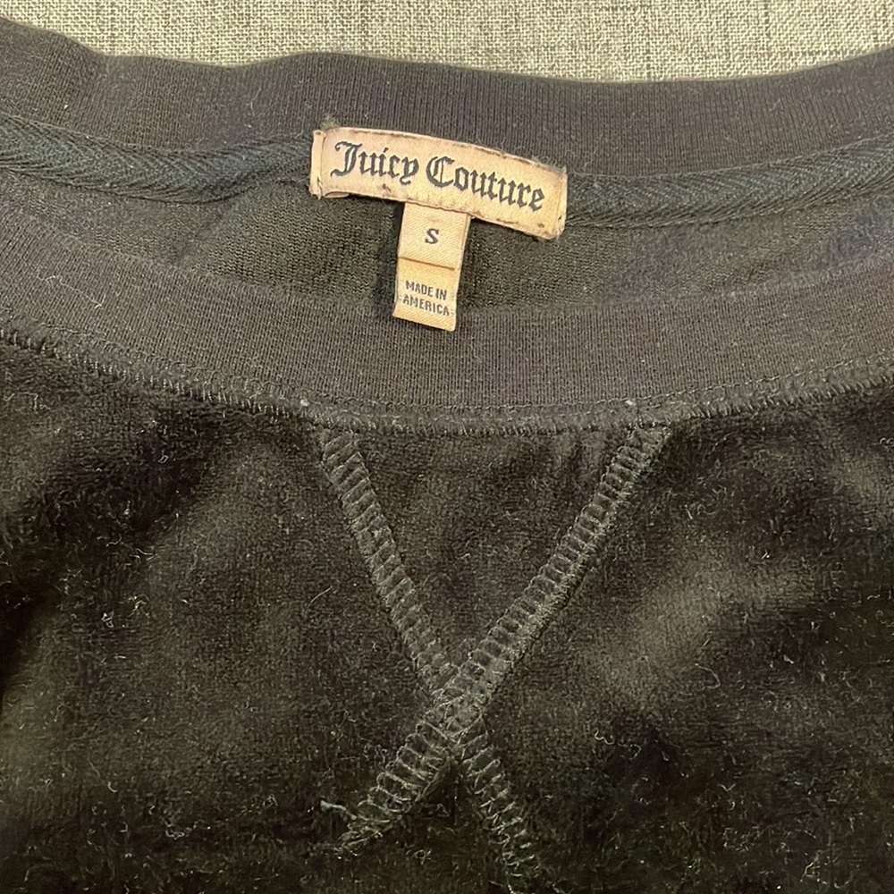 Juicy couture off shoulder velour top - Picture 2 of 5
